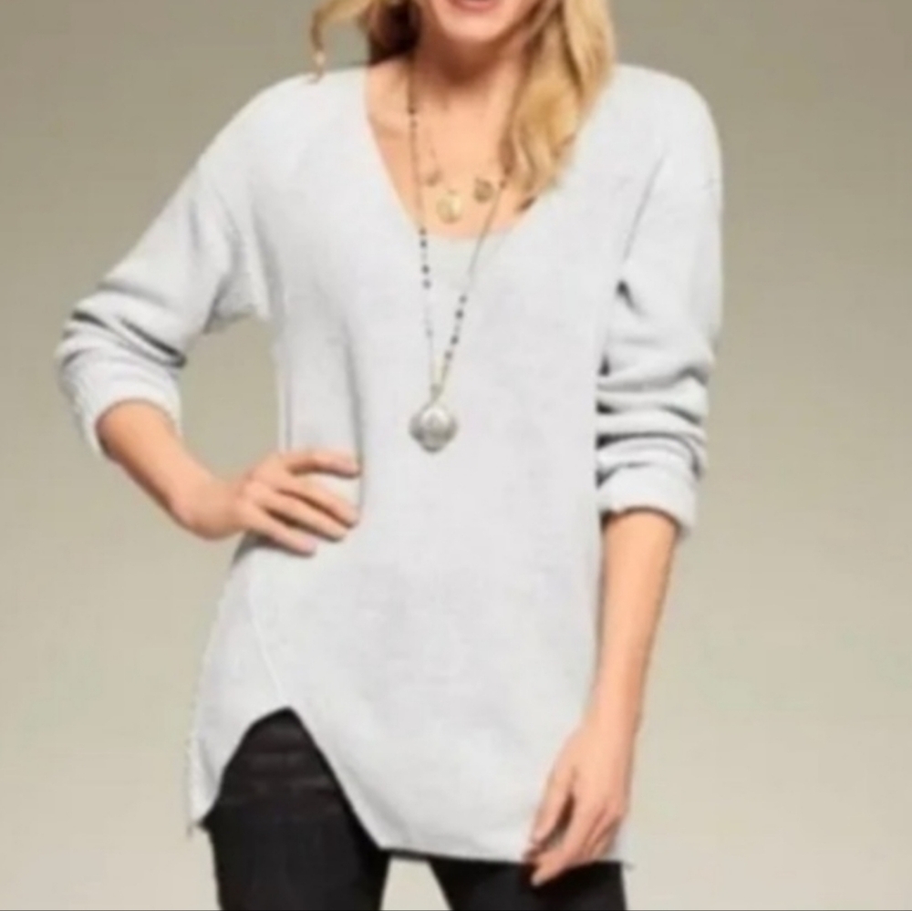 CAbi Deep V Pullover Size XS Gray